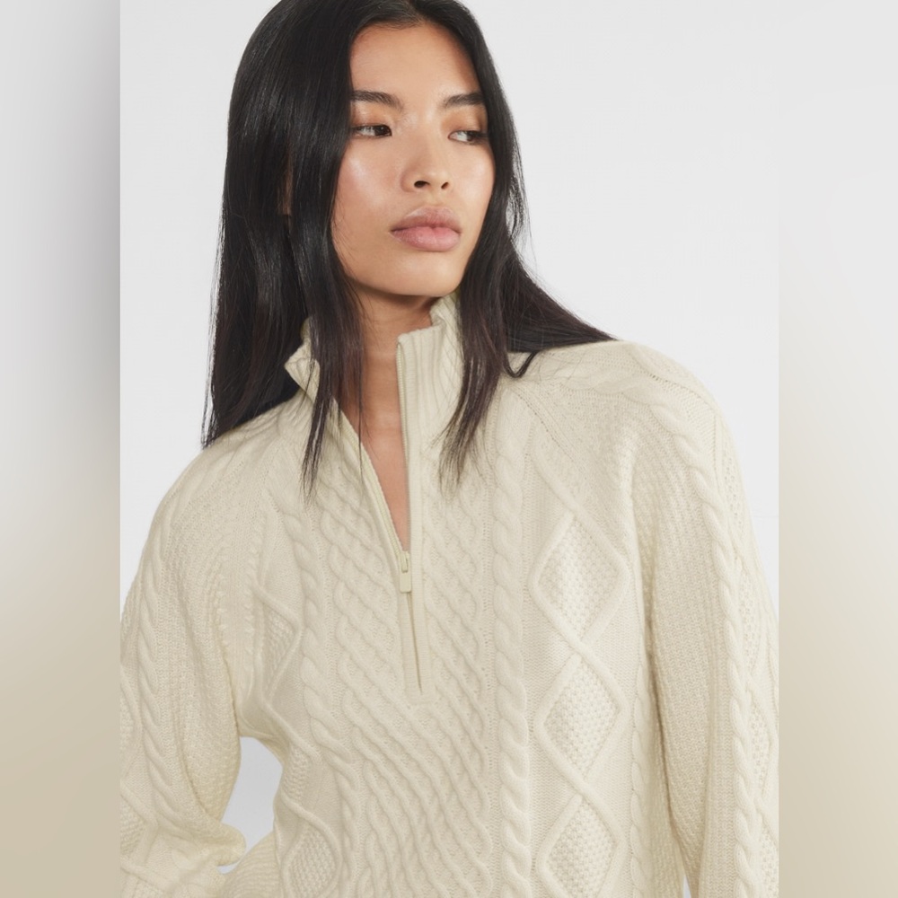 Aritzia Cream Cable Knit Sweater